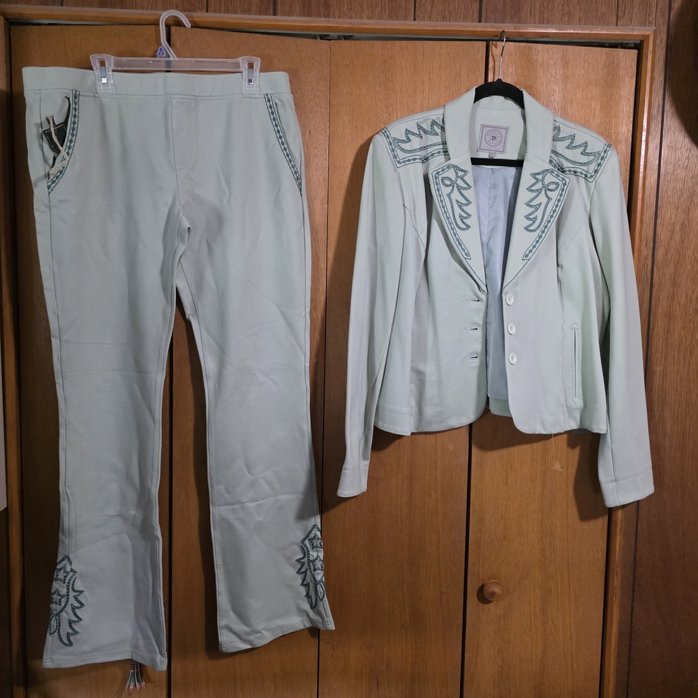 Doubke D Ranch Embellished Light Mint Women's Jacket & Pants Set